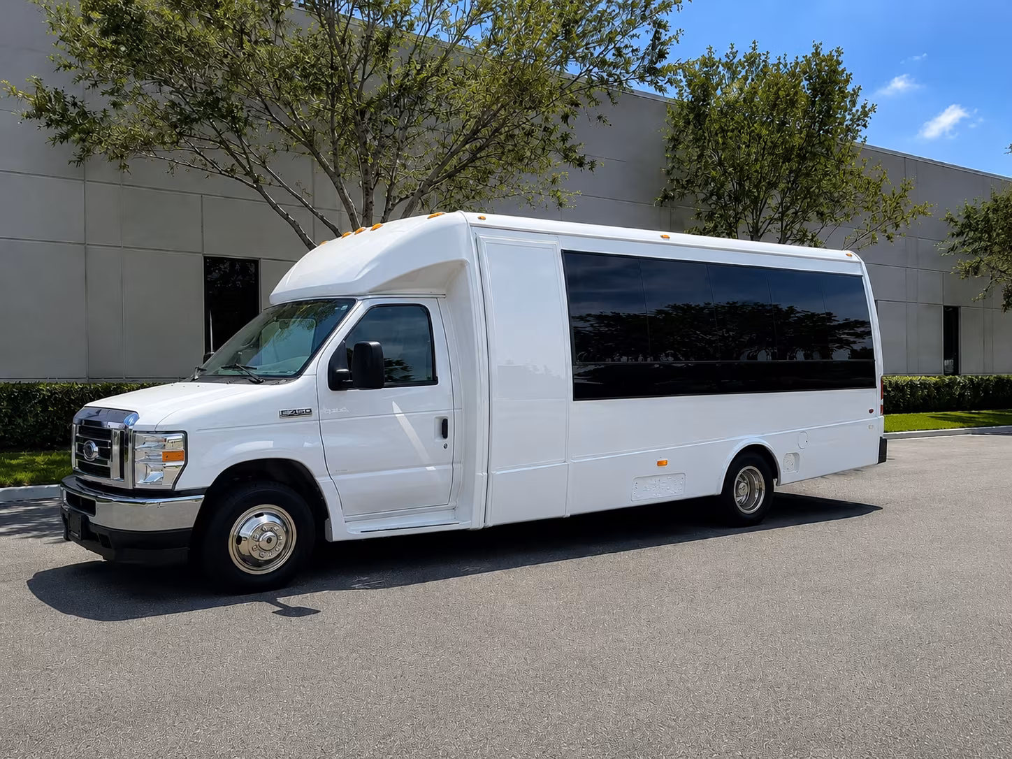 midlandcharterbuscompany com connects you to the right bus for every part of your big day