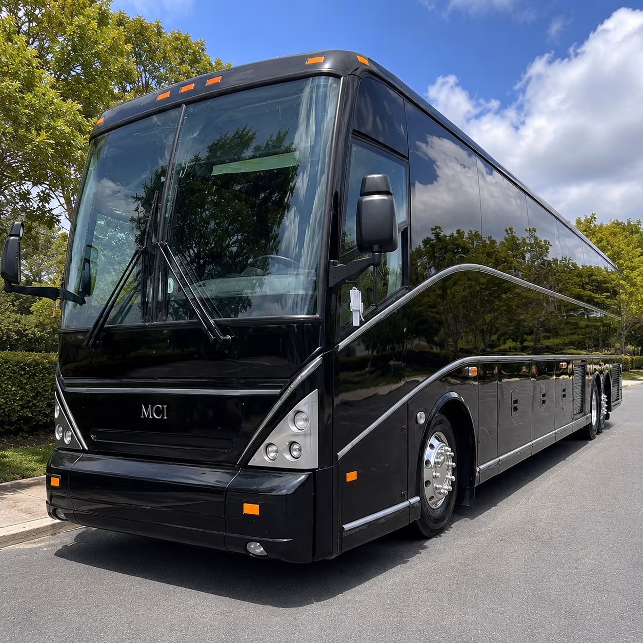 midlandcharterbuscompany com puts corporate group travel between maf and midland s business district on autopilot